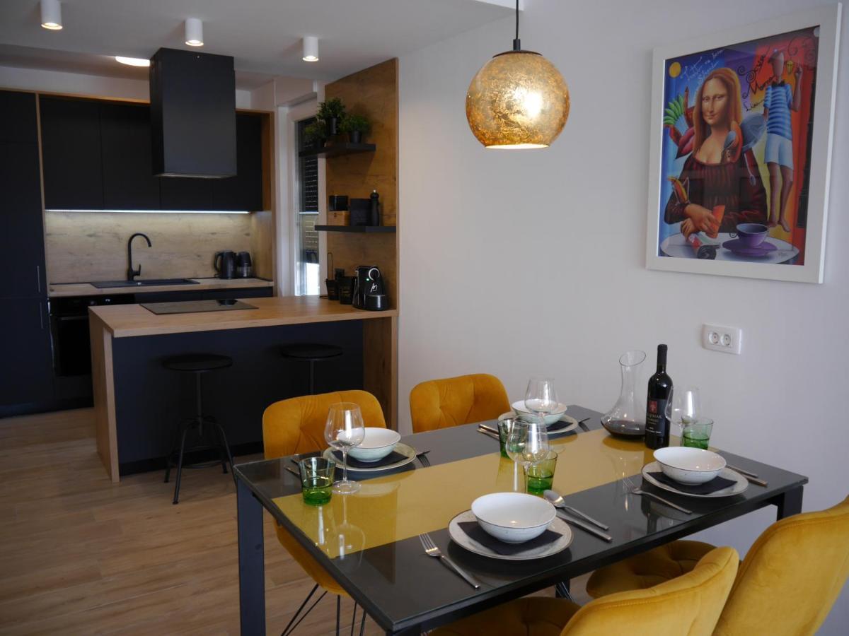 Apartment "Mon Ami" Trogir Eksteriør bilde