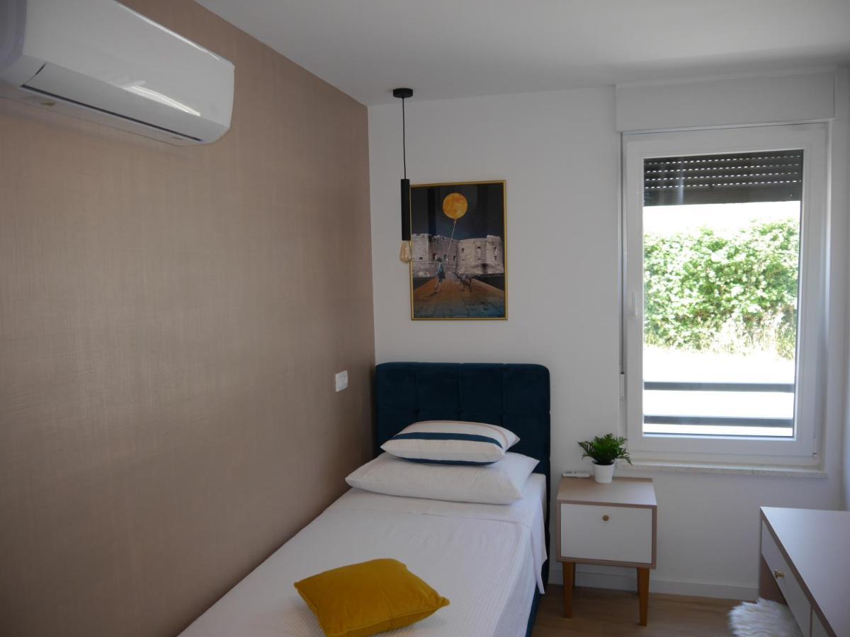 Apartment "Mon Ami" Trogir Eksteriør bilde